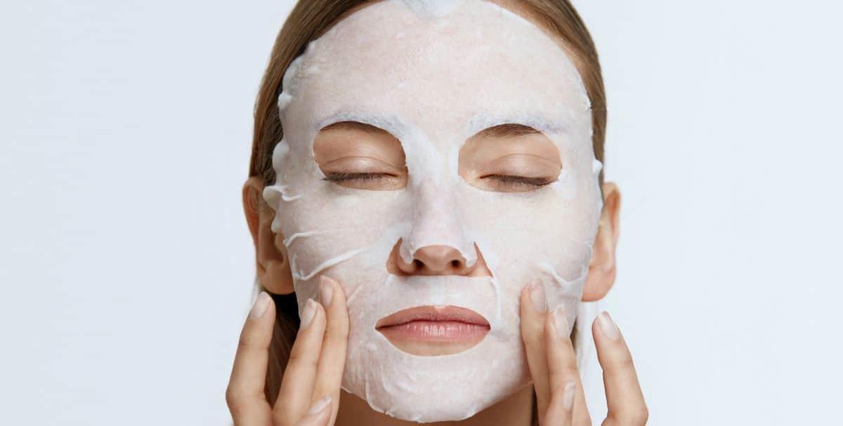 Sheet masks من أفضل ماسكات البشرة الدهنية من الصيدلية