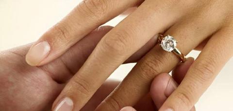 تفسير خاتم الفضة في المنام للمتزوجة