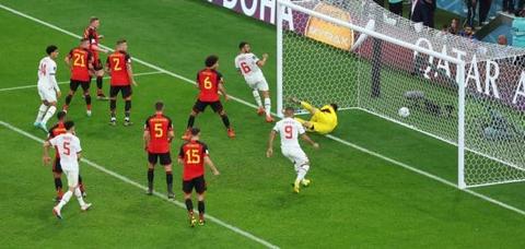 هدف عبد الحميد صابيري على بلجيكا في كأس العالم