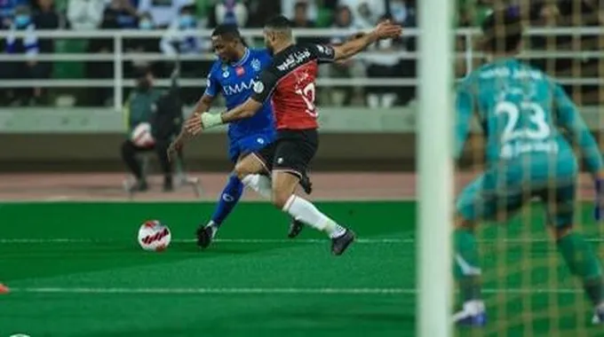 موعد مباراة الهلال والرائد في الدوري السعودي..